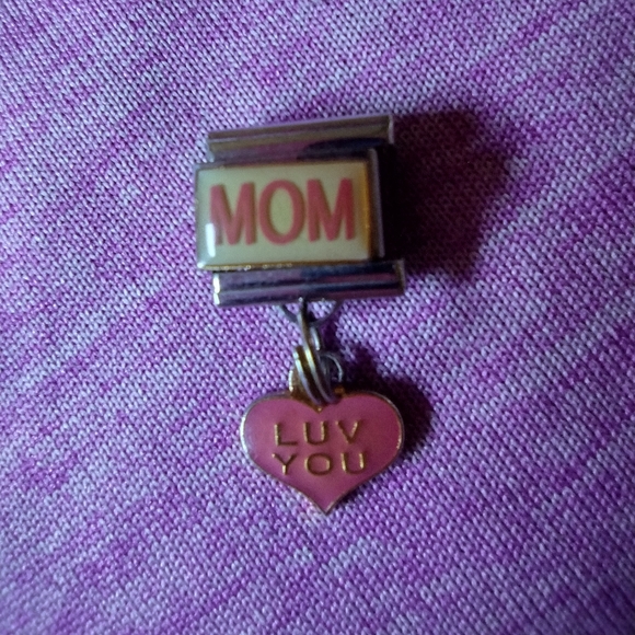 "MOM w/luv you" dangle Italian Charm Link - Picture 3 of 8